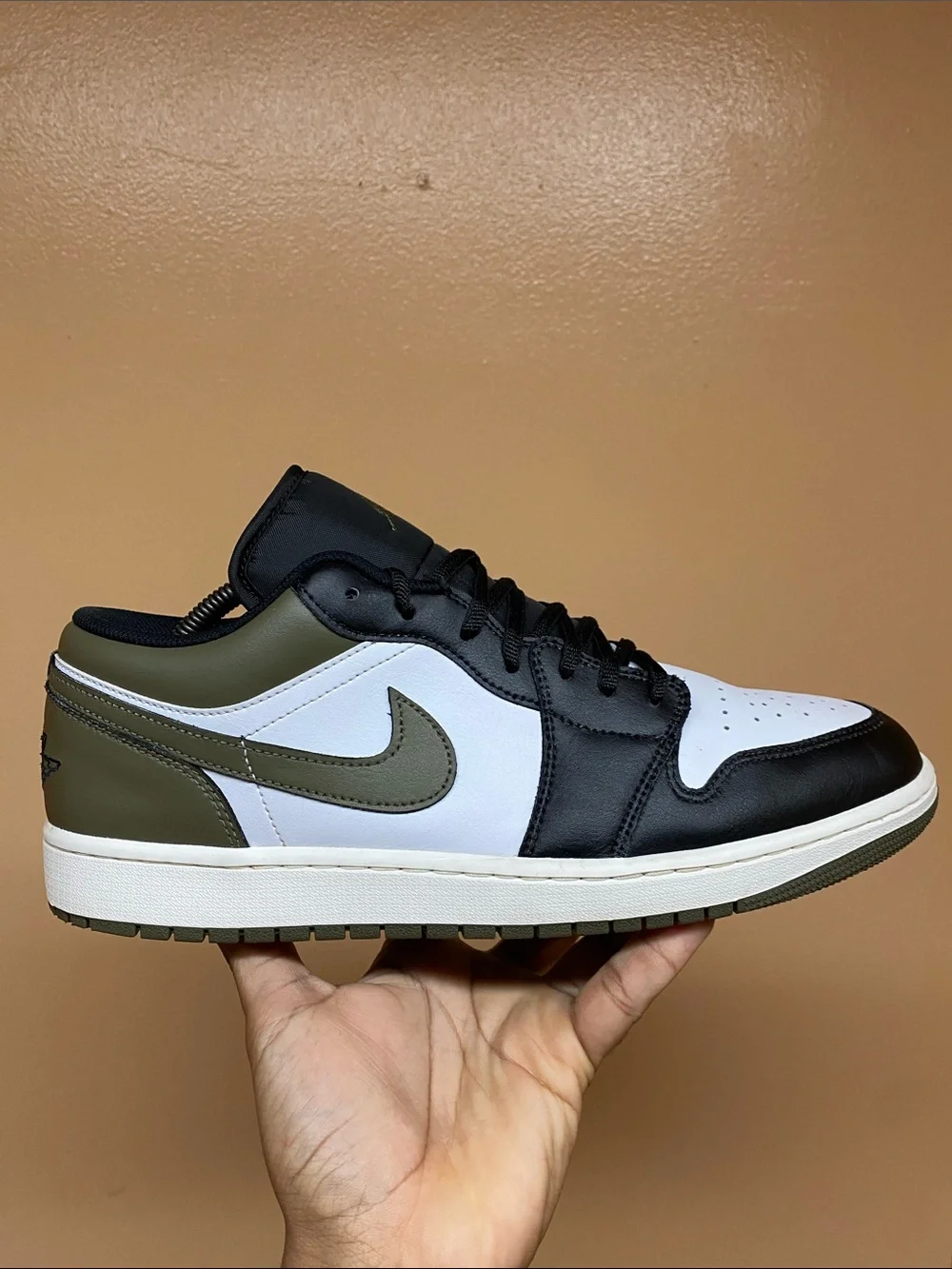 Air Jordan 1 Low “Black Toe Medium Olive” Size 12  553558-092